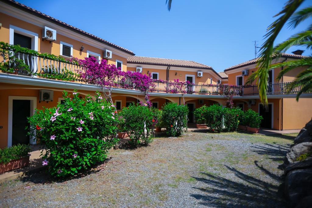 Villaggio Hotel Lido San Giuseppe Briatico Kültér fotó