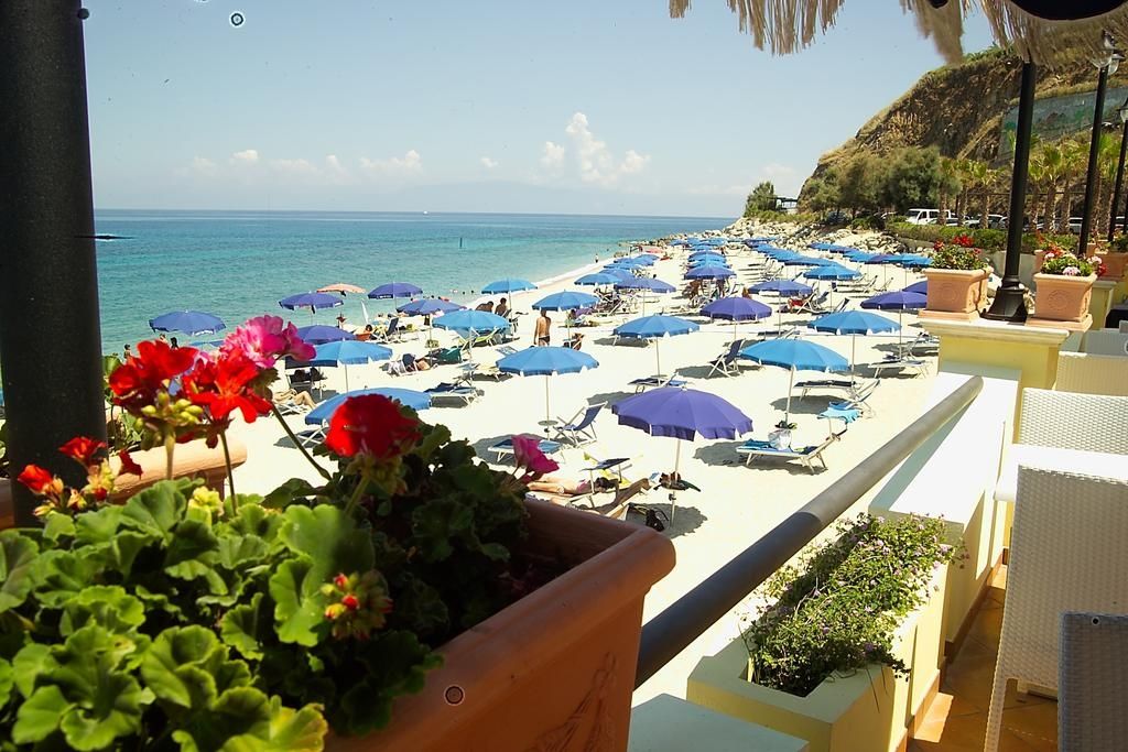 Villaggio Hotel Lido San Giuseppe Briatico Kültér fotó